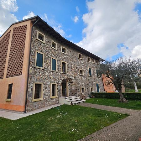 Corte La Guarnigione Valeggio sul Mincio Extérieur photo