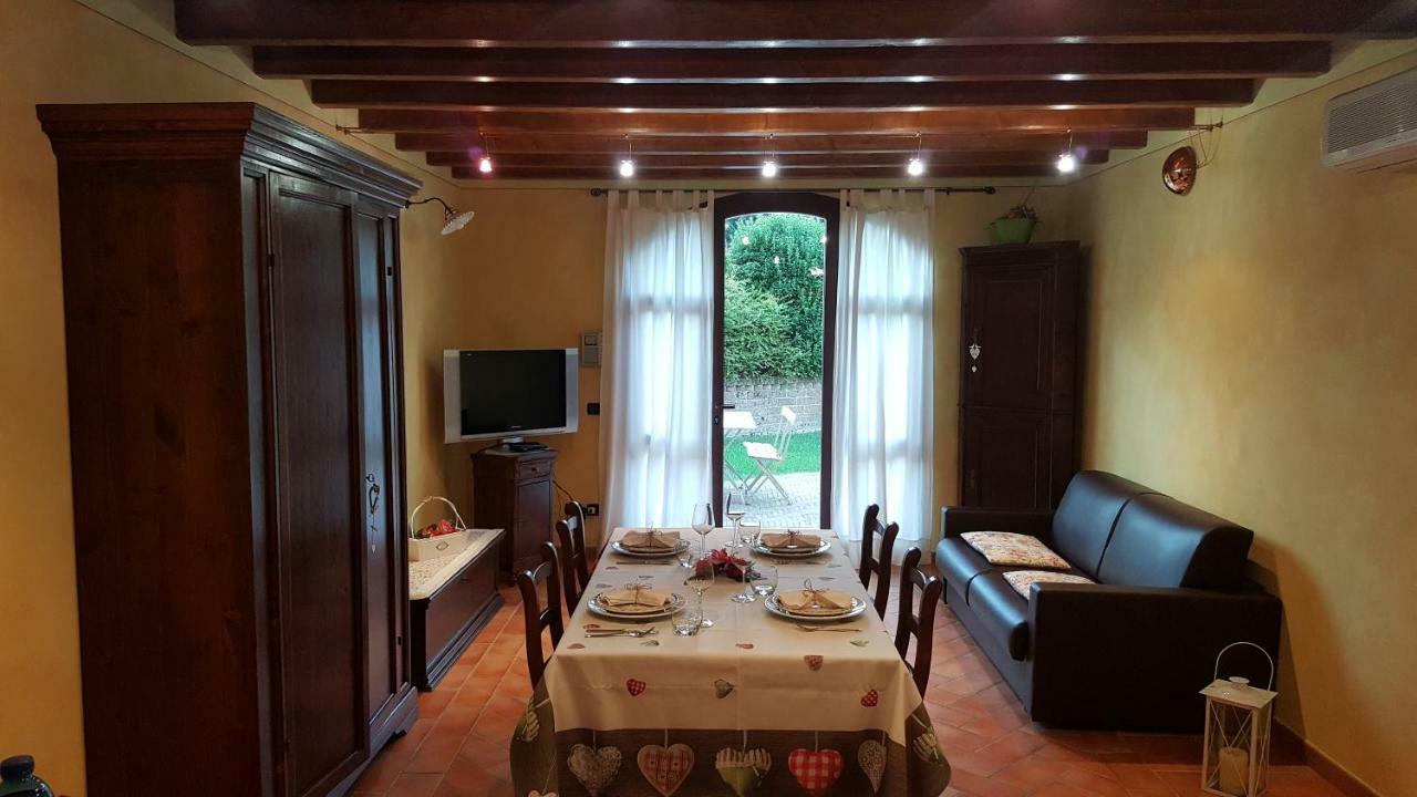 Corte La Guarnigione Valeggio sul Mincio Extérieur photo